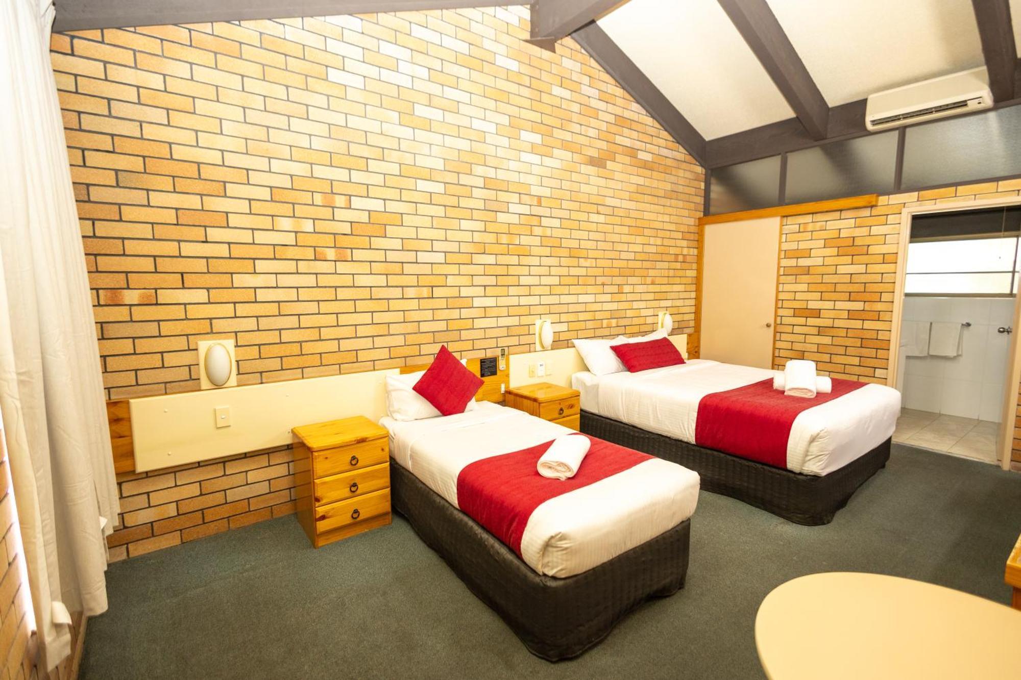 All Travellers Motor Inn Coonabarabran Buitenkant foto